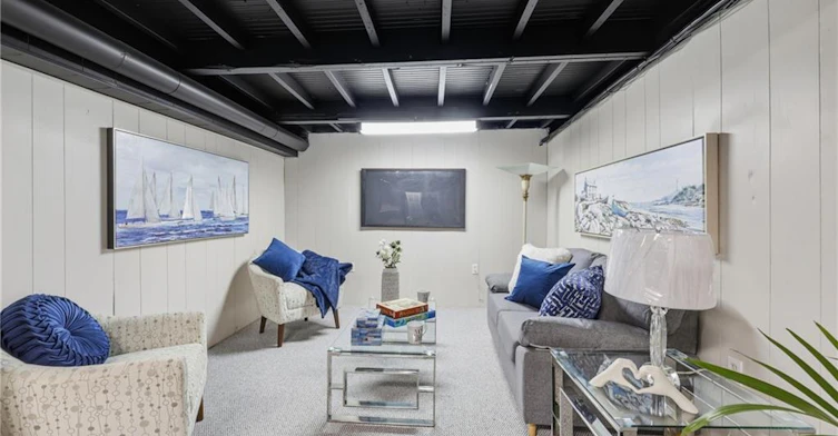 31 Hunter Street, Hamilton, ON, L9H 1E5 - 35