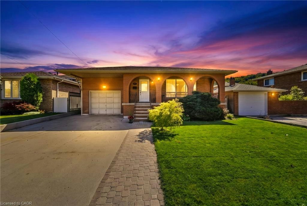 139 Glen Valley Drive, Hamilton, ON, L8K 6A1