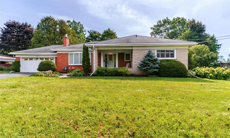 12 Davern Road