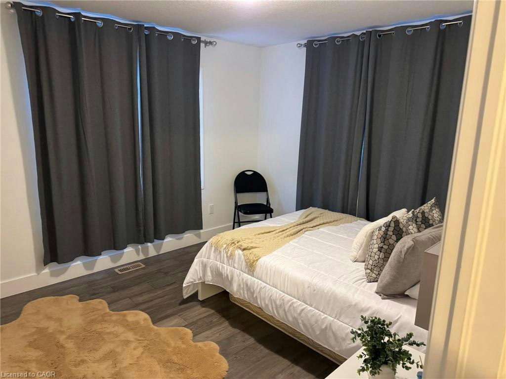 3 Ludolph Street, Kitchener, ON, N2R 0G3 - 7
