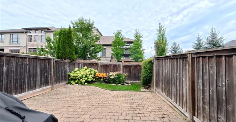 160 Oak Park Drive, Waterloo, ON, N2K 0B3 - 26