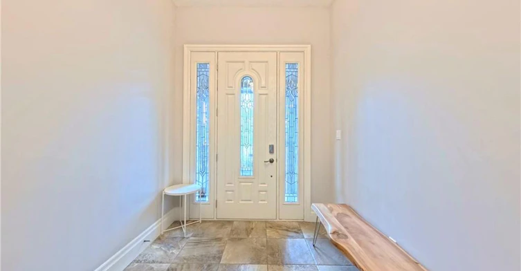 160 Oak Park Drive, Waterloo, ON, N2K 0B3 - 2