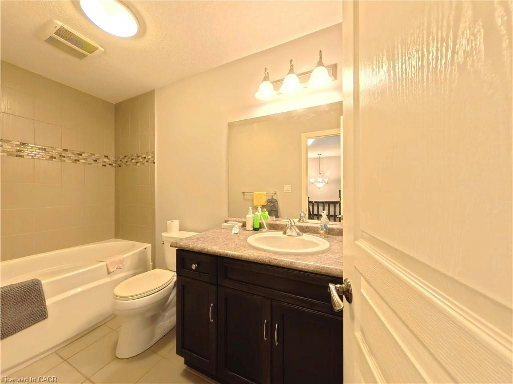 160 Oak Park Drive, Waterloo, ON, N2K 0B3 - 14