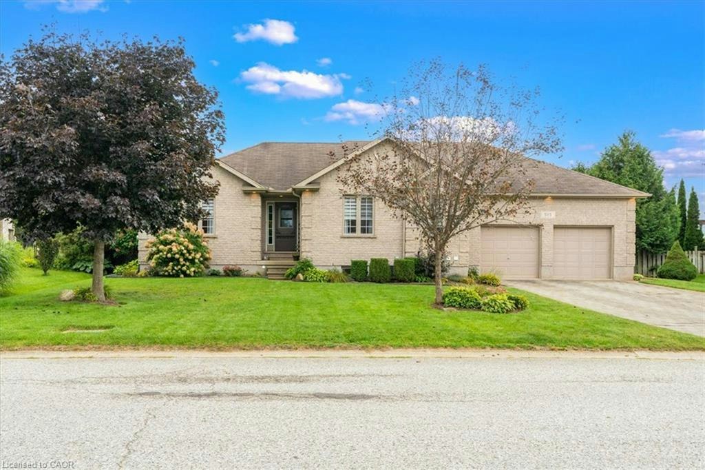 515 Woodward Drive, Strathroy, ON, N0L 1W0
