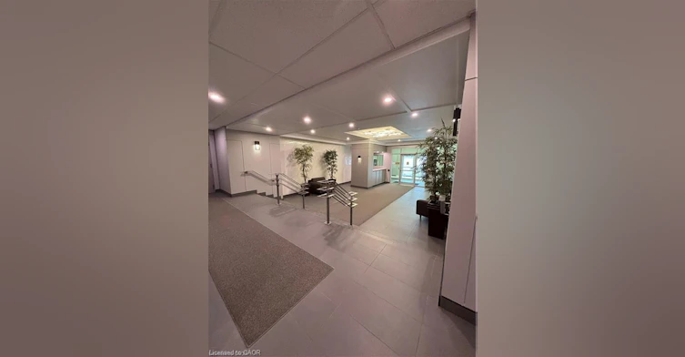 1210-975 Warwick Court, Burlington, ON, L7T 3Z7 - 6