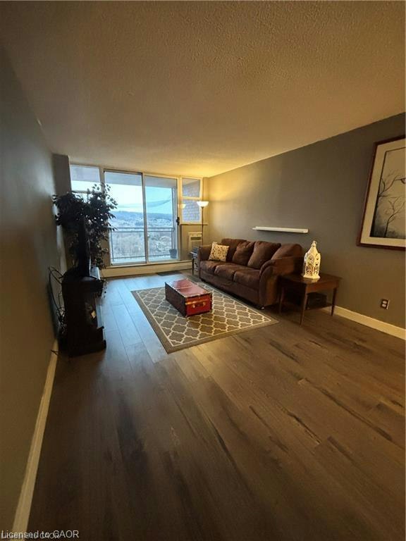 1210-975 Warwick Court, Burlington, ON, L7T 3Z7 - 13