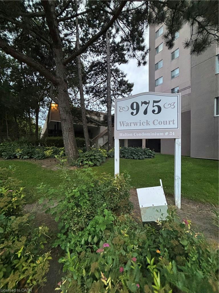 1210-975 Warwick Court, Burlington, ON, L7T 3Z7 - 2