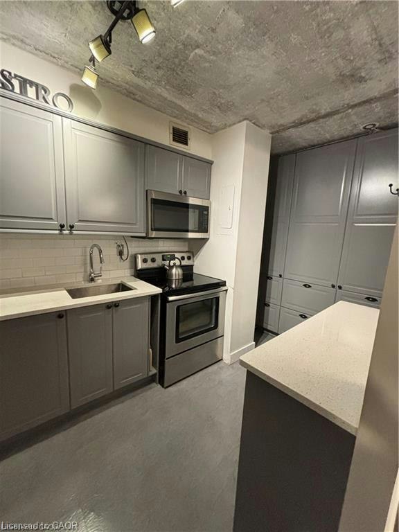 1210-975 Warwick Court, Burlington, ON, L7T 3Z7 - 20