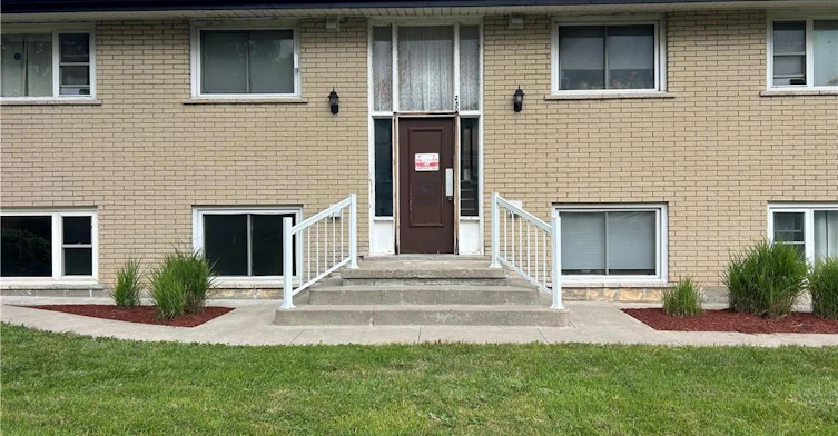 1-250 Cedar Street, Norfolk County, ON, N3Y 2H9 - 2