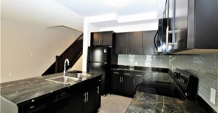 11 Sonoma Valley Crescent, Hamilton, ON, L9B 0J3 - 6
