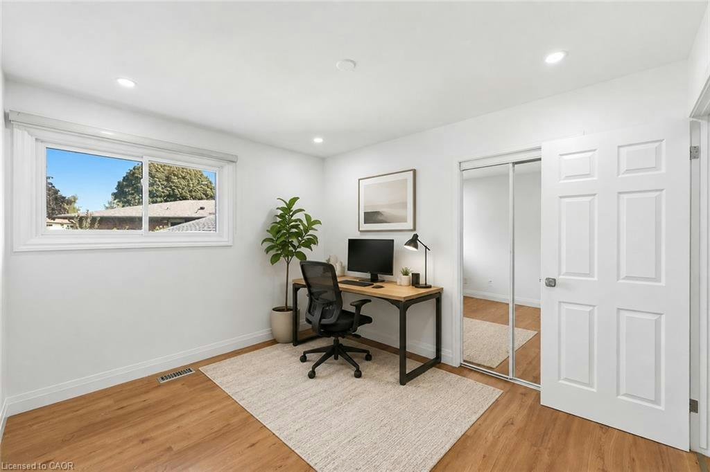 UPPER LEVEL-58 Tupper Crescent, Kitchener, ON, N2B 2X9 - 18