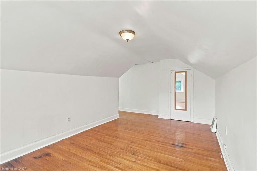 22 Ramore Street, Cambridge, ON, N1S 2P8 - 21