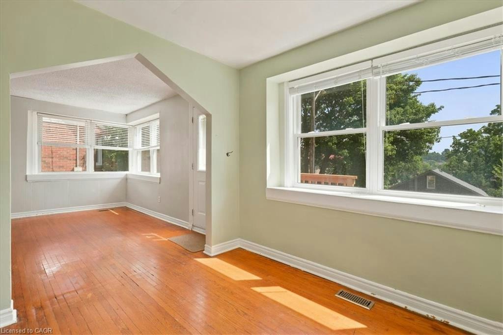 22 Ramore Street, Cambridge, ON, N1S 2P8 - 7