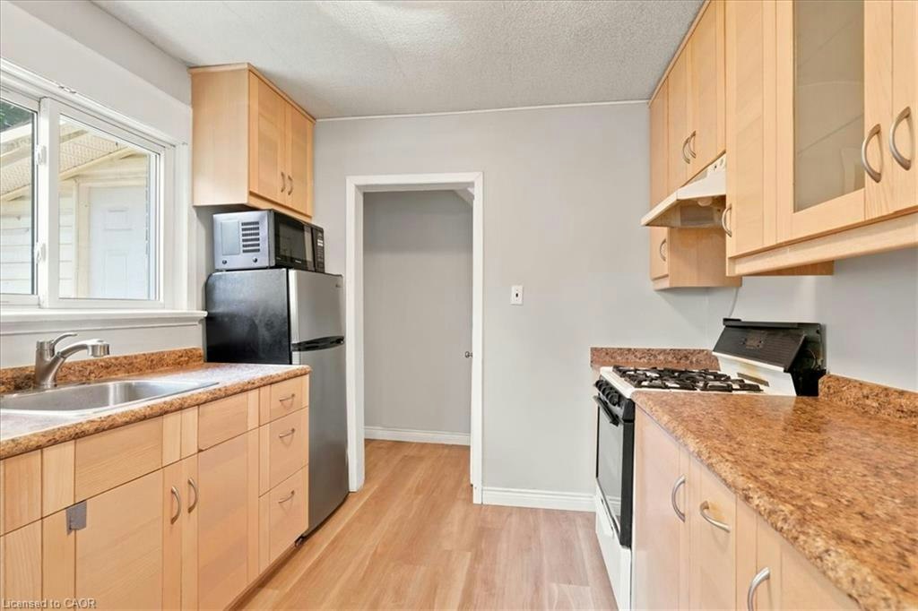 22 Ramore Street, Cambridge, ON, N1S 2P8 - 14