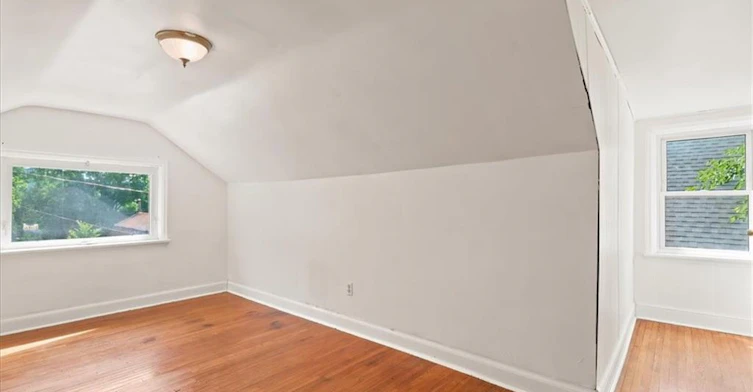 22 Ramore Street, Cambridge, ON, N1S 2P8 - 22