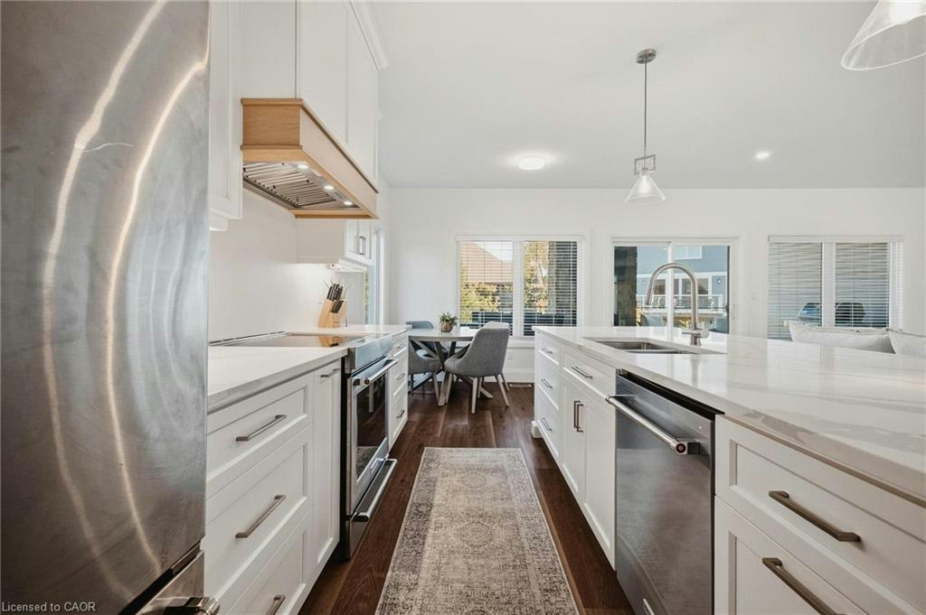 Main Level-278 Grosvenor Street S, Saugeen Shores, ON, N0H 2L0 - 32