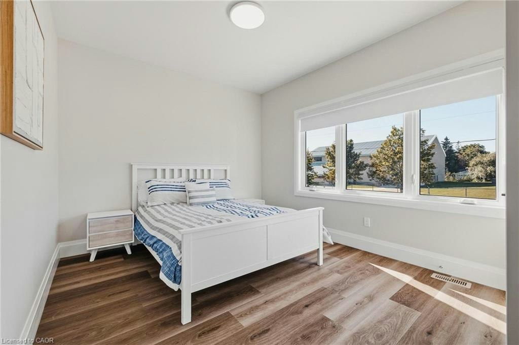 Main Level-278 Grosvenor Street S, Saugeen Shores, ON, N0H 2L0 - 9