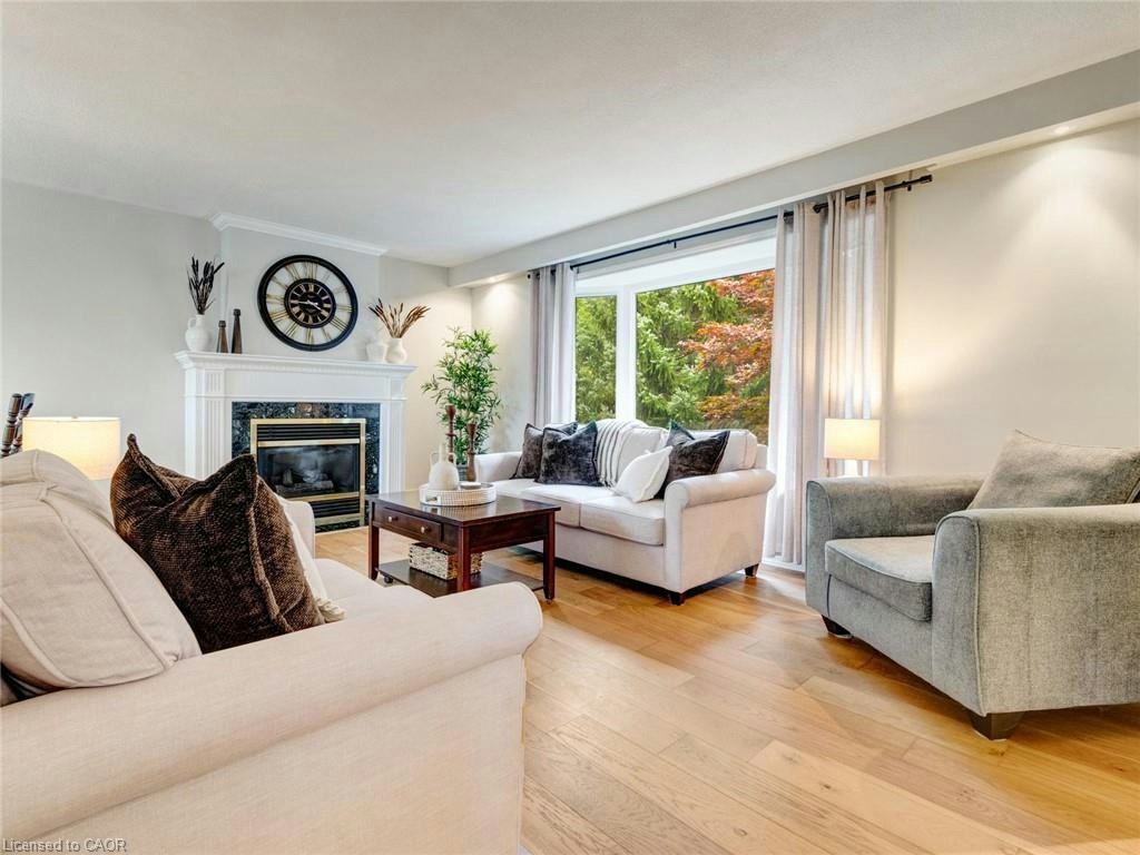 652 Meadow Lane, Burlington, ON, L7L 4R8