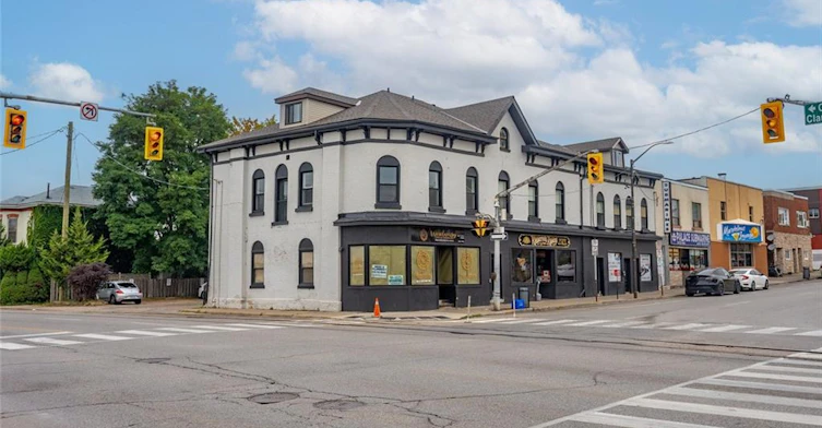 2-302 Colborne Street, Brantford, ON, N3S 3M9