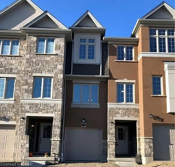 39 Ridgemount Street, Kitchener, ON, N2P 0J3