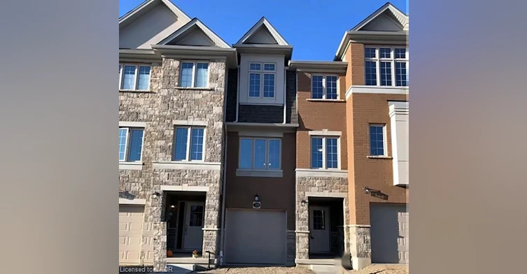 39 Ridgemount Street, Kitchener, ON, N2P 0J3