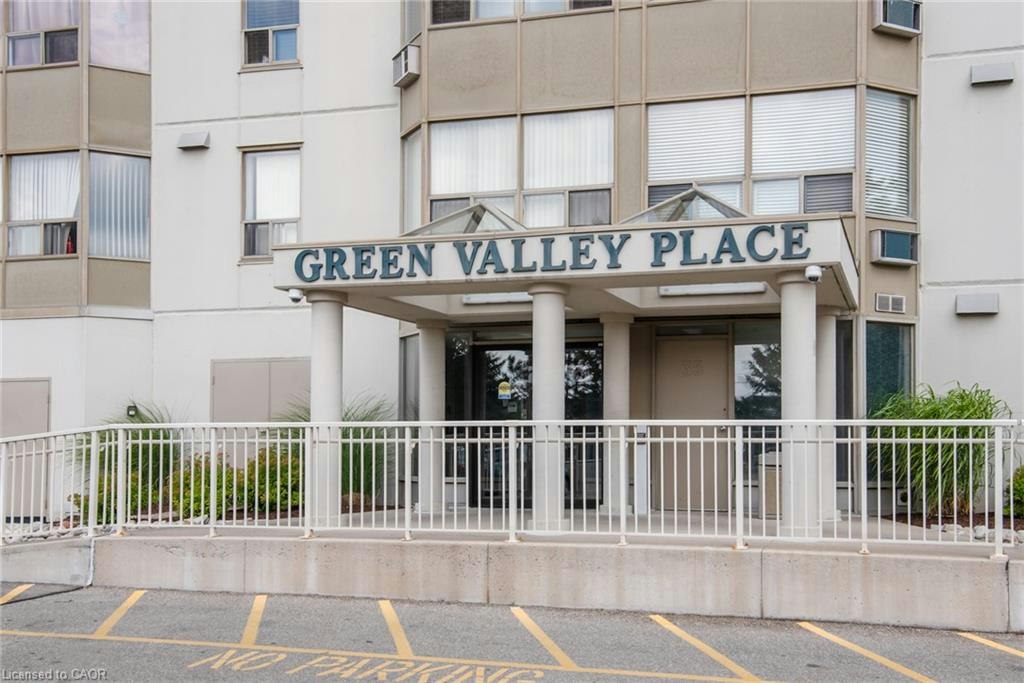 914-35 Green Valley Drive, Kitchener, ON, N2P 2A5 - 2