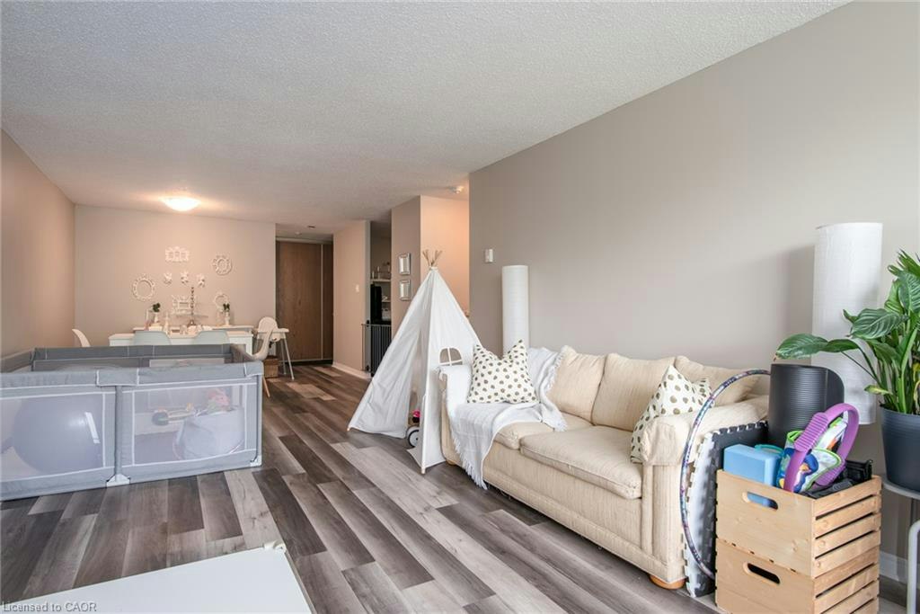 914-35 Green Valley Drive, Kitchener, ON, N2P 2A5 - 10