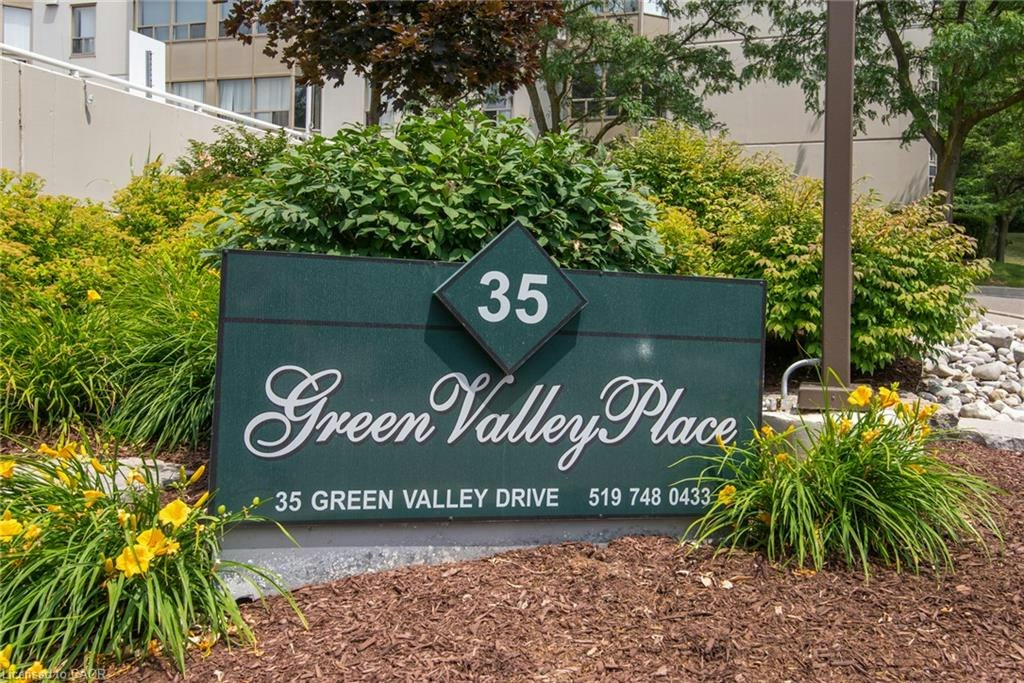 914-35 Green Valley Drive, Kitchener, ON, N2P 2A5 - 4
