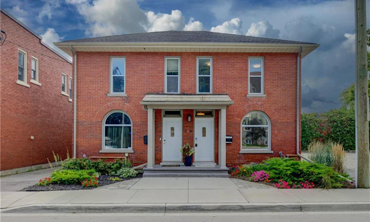 9 Salisbury Avenue