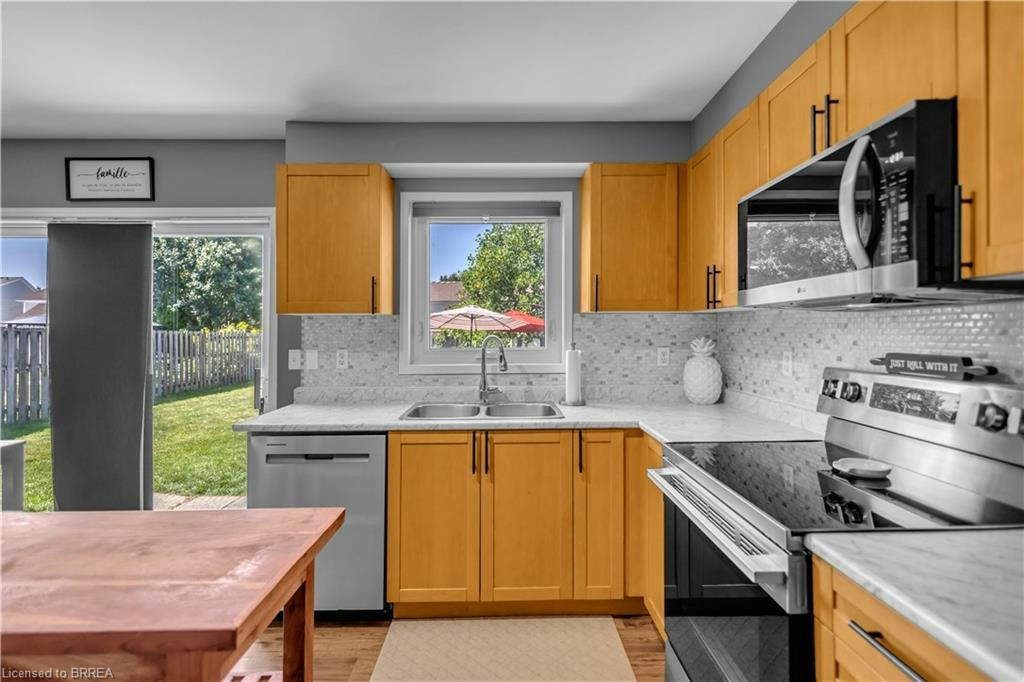 30 Stowe Terrace, Brantford, ON, N3T 6P2 - 13