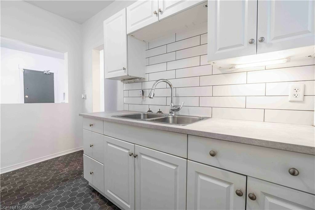 4-285 King Street W, Hamilton, ON, L8P 1B2 - 14