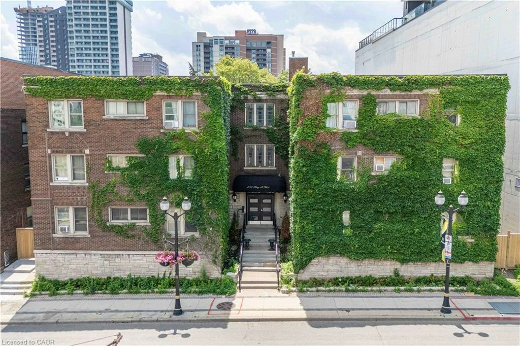 4-285 King Street W, Hamilton, ON, L8P 1B2