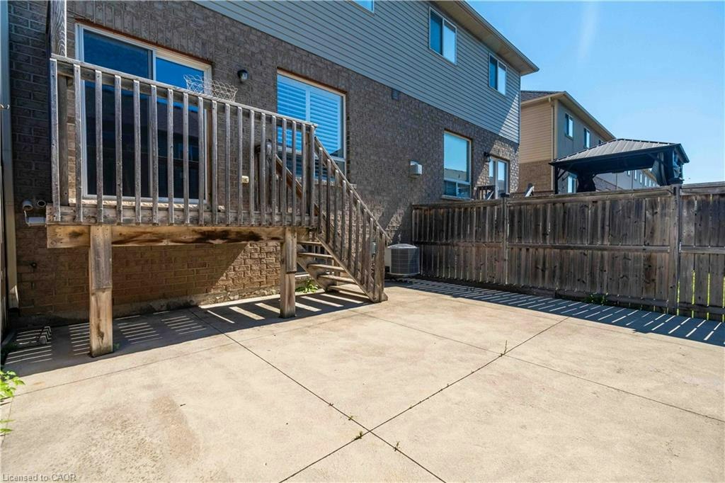 134 Palacebeach Trail, Hamilton, ON, L8E 0C3 - 32