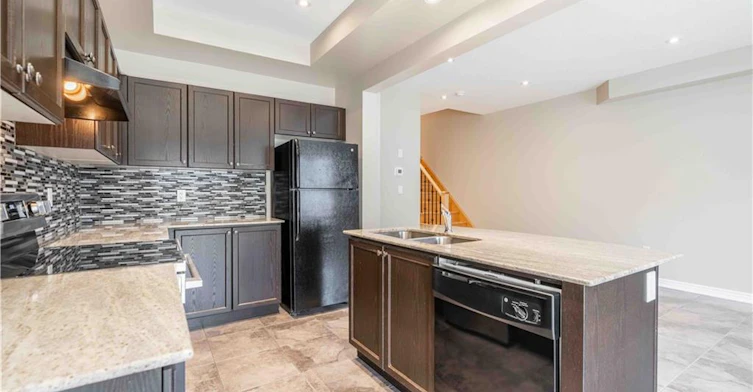 134 Palacebeach Trail, Hamilton, ON, L8E 0C3 - 10