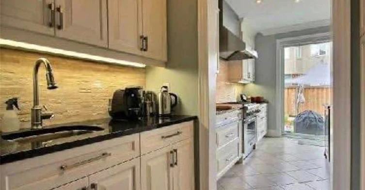 Upper-55 Apple Drive, Cambridge, ON, N3C 0E7 - 18