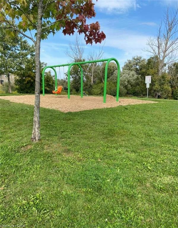 Upper-55 Apple Drive, Cambridge, ON, N3C 0E7 - 30
