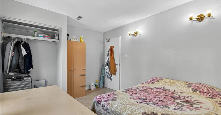 43 Dupont Street E, Waterloo, ON, N2J 2G8 - 5