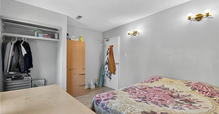 43 Dupont Street E, Waterloo, ON, N2J 2G8 - 19