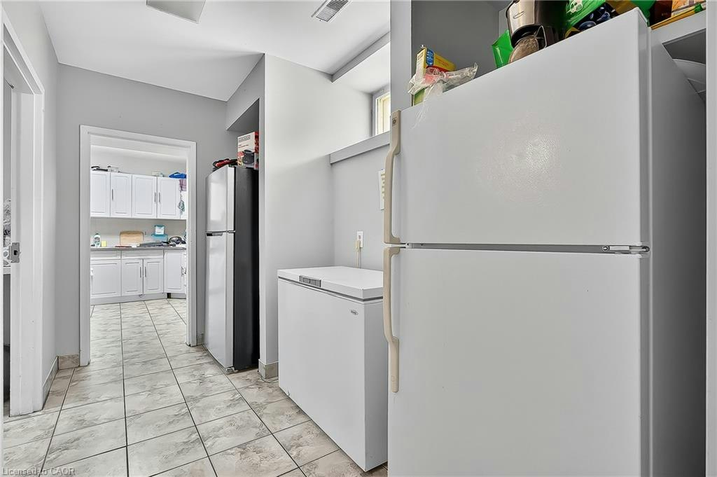 43 Dupont Street E, Waterloo, ON, N2J 2G8 - 13