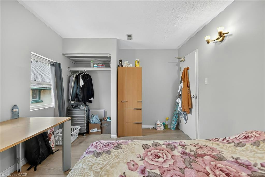 43 Dupont Street E, Waterloo, ON, N2J 2G8 - 7