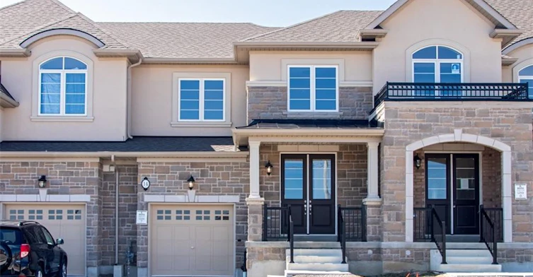 14 Cooley Grove, Hamilton, ON, L9K 0J7