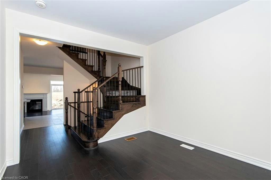 14 Cooley Grove, Hamilton, ON, L9K 0J7 - 7