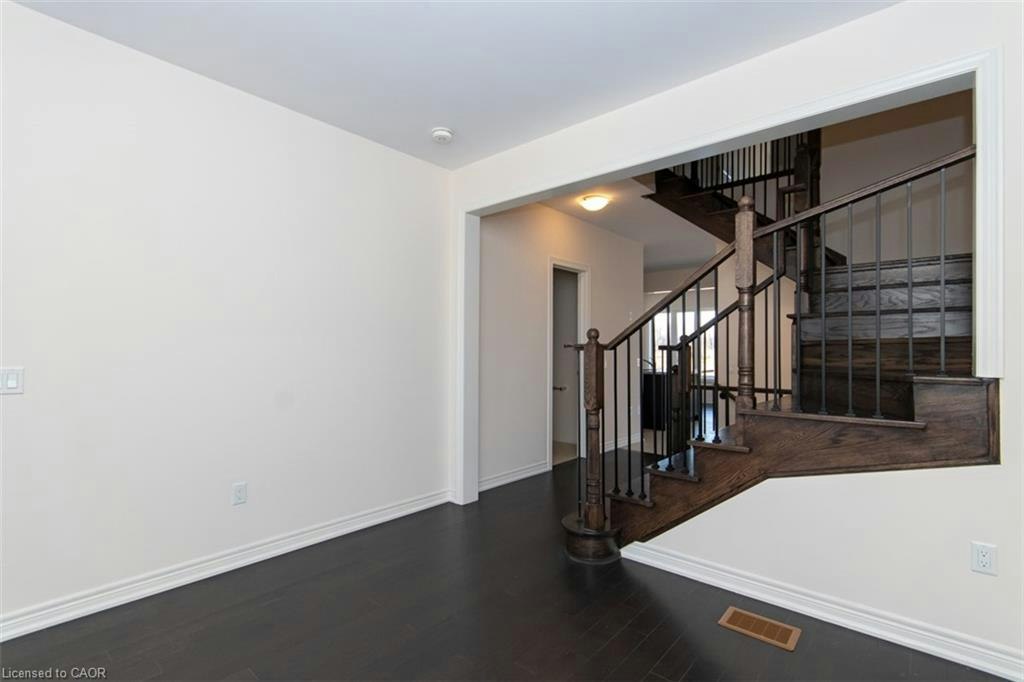 14 Cooley Grove, Hamilton, ON, L9K 0J7 - 8