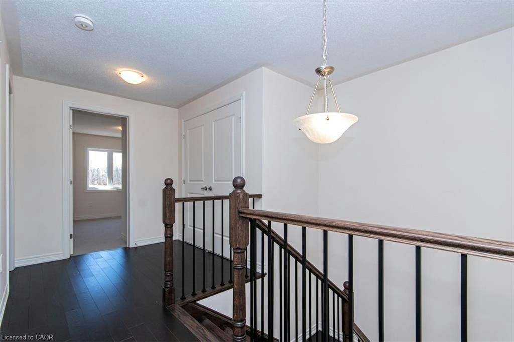 14 Cooley Grove, Hamilton, ON, L9K 0J7 - 32