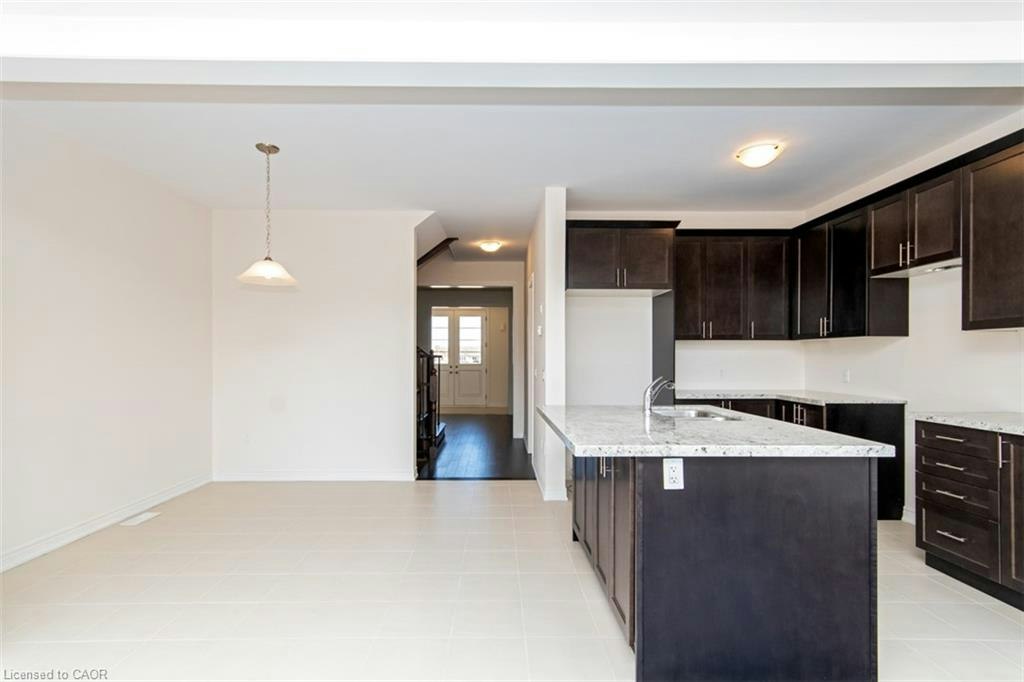14 Cooley Grove, Hamilton, ON, L9K 0J7 - 14