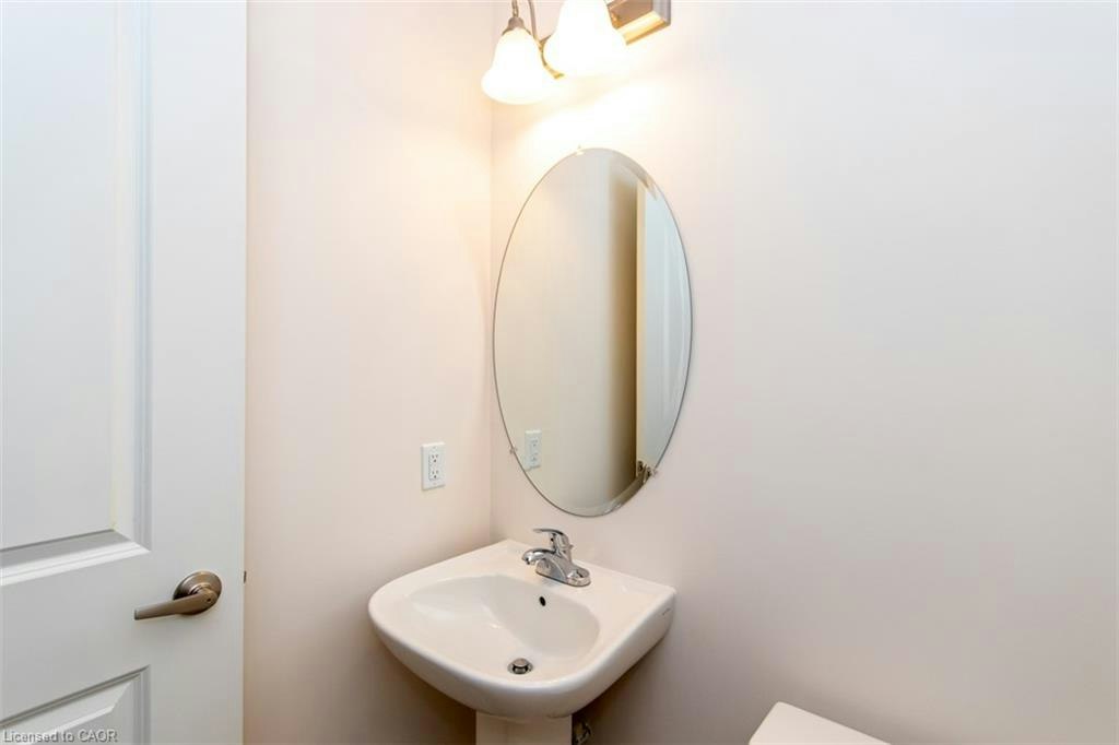 14 Cooley Grove, Hamilton, ON, L9K 0J7 - 19