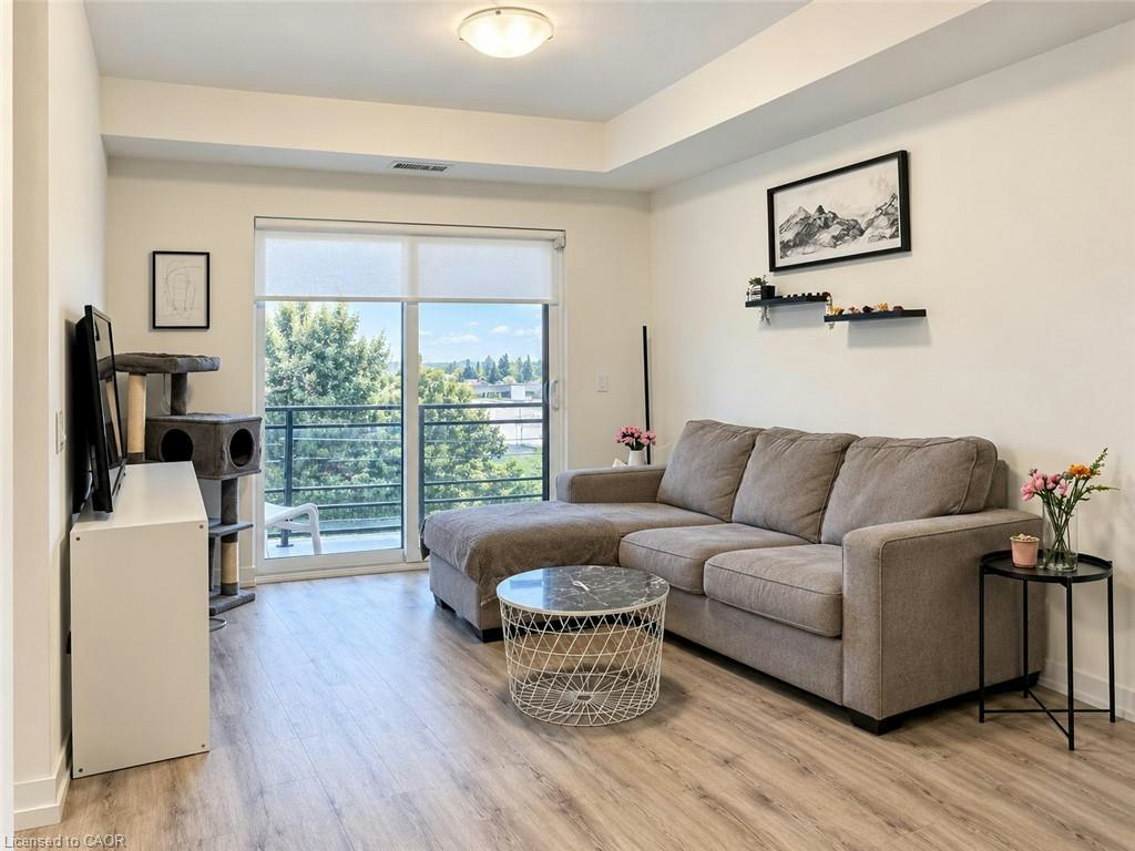 314-251 Northfield Drive E, Waterloo, ON, N2K 0G9 - 4