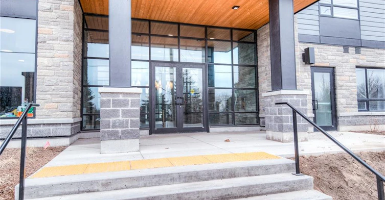 314-251 Northfield Drive E, Waterloo, ON, N2K 0G9 - 3