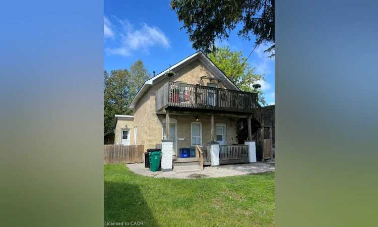 87 Lancaster Street W