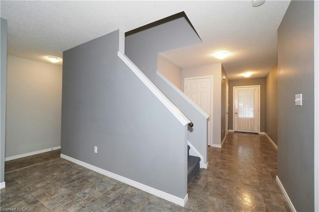 J37-7 Upper Mercer Street, Kitchener, ON, N2A 0B7 - 7